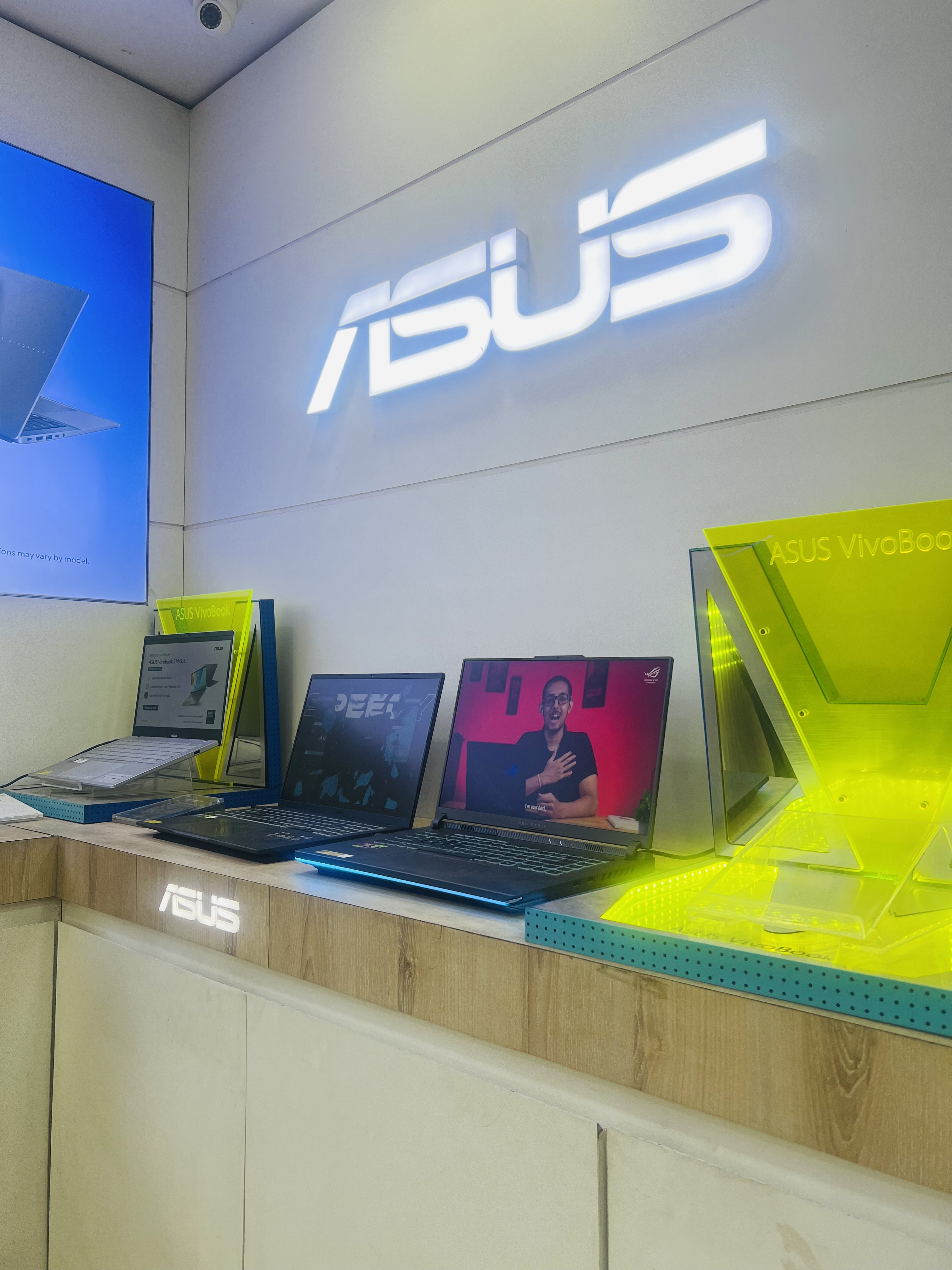Asus Laptop Section
